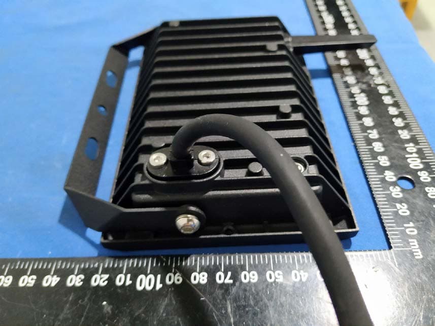 Smart LED Flood Light - FCC ID 2AWONNTF80 - Shenzhen Ustellar Technology Ltd. (5)