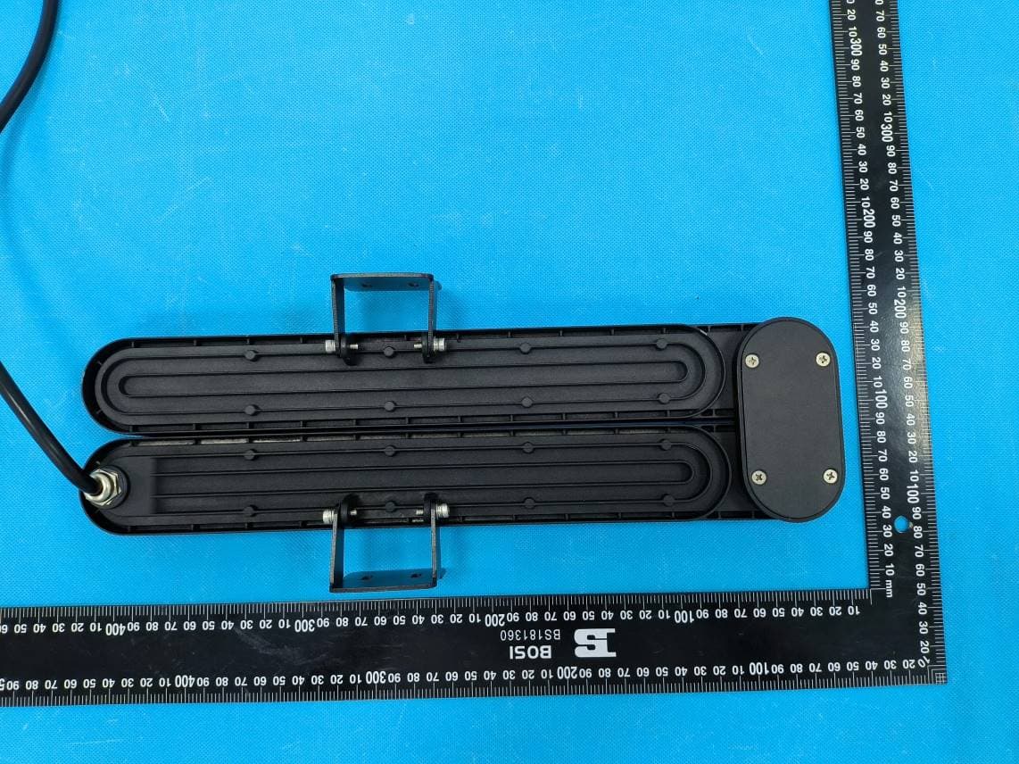 Smart Black Light - FCC ID 2AWONNTF90 - Shenzhen Ustellar Technology Ltd.