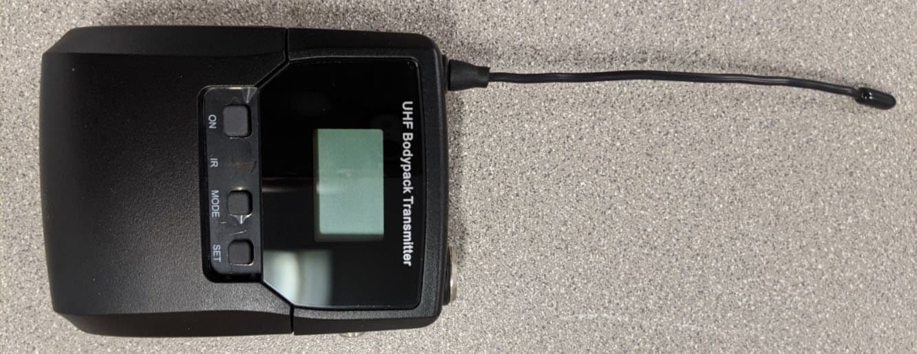 Bodyworn Wireless Microphone - FCC ID 2AWPDAVTBPT1 - Kingdom Inc. (2)