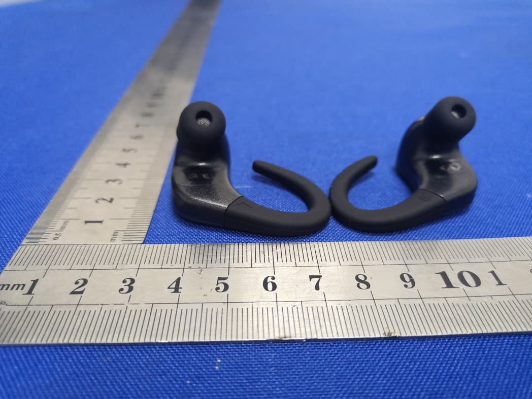 GL023 Bluetooth Earphones - FCC ID 2AWPE-GL023 - Shenzhen Orituo Technology Co.,Ltd. (5)