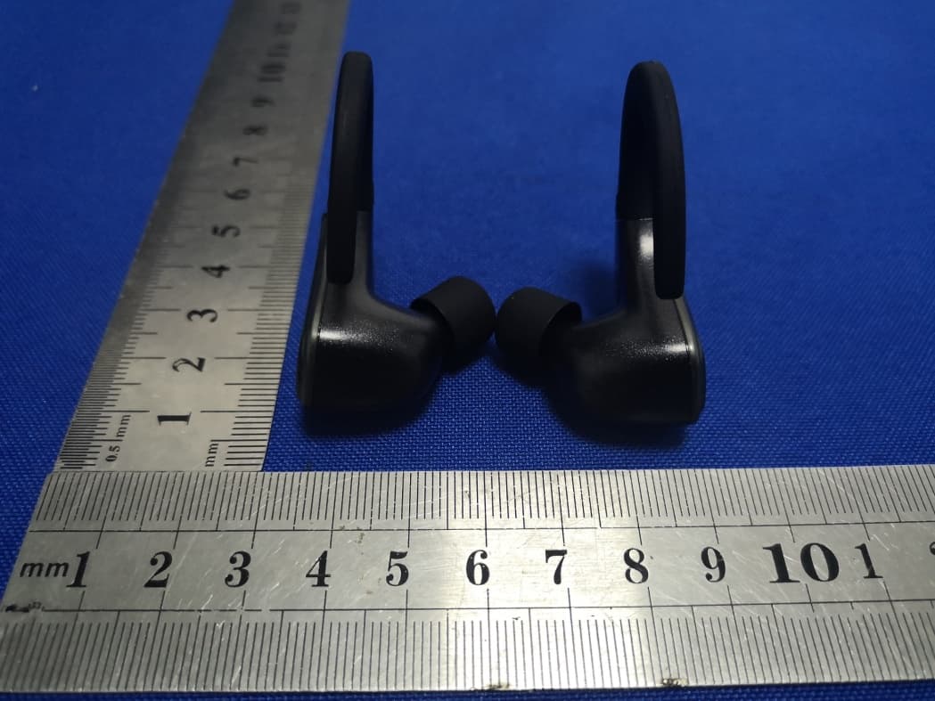 GL023 Bluetooth Earphones - FCC ID 2AWPE-GL023 - Shenzhen Orituo Technology Co.,Ltd. (4)