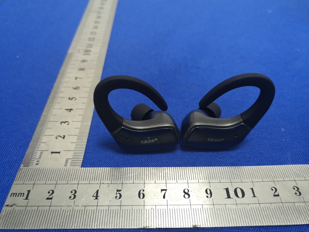 GL023 Bluetooth Earphones - FCC ID 2AWPE-GL023 - Shenzhen Orituo Technology Co.,Ltd. (3)