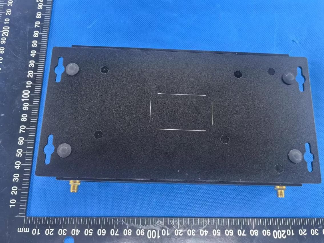 Media player - FCC ID 2AWPH-R58X-POE - Mekotronics Co., Ltd (2)