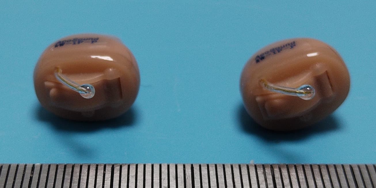 Bluetooth hearing aid - FCC ID 2AWQLW-IF-P - Hangzhou AcoSound Technology Co.,Ltd.