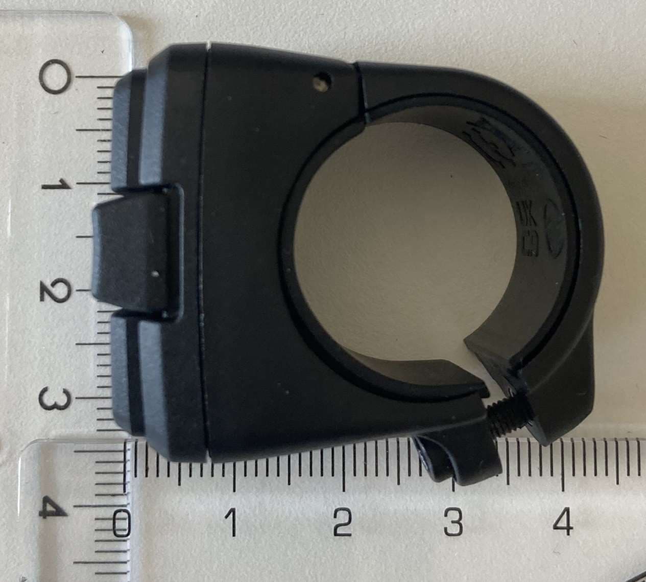 Mini Remote - FCC ID 2AWRC-BRC3300 - Robert Bosch GmbH (2)
