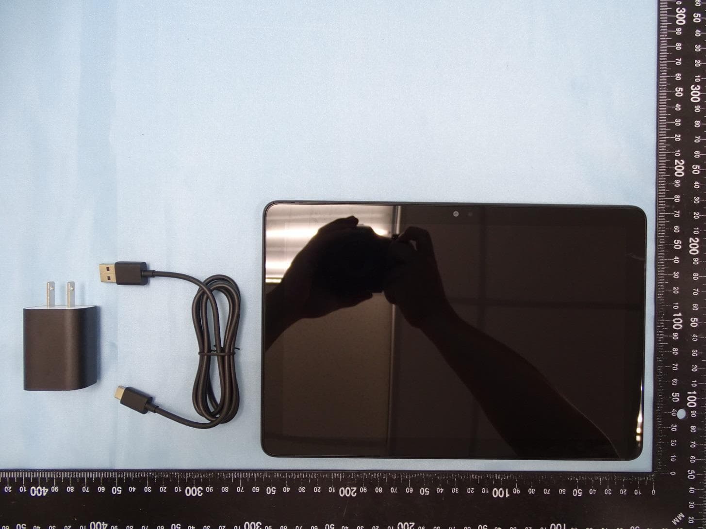 Wireless Tablet - FCC ID 2AWRO-8762 - Abyssal Plain LLC (3)