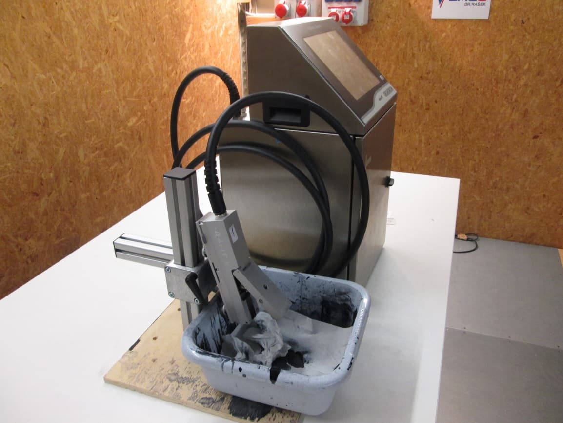 CMM10404715 - FCC ID 2AWS3CCM10404715 - Koenig & Bauer Coding GmbH (2)