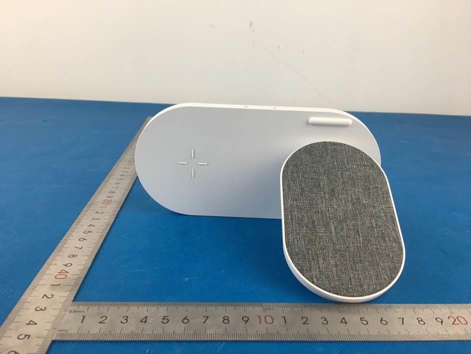 Wireless Charging Stand - FCC ID 2AWSN-WCS07 - Shenzhen Topband Battery Co., Ltd. (2)