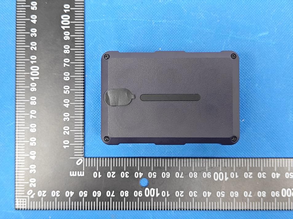 Gps Tracker - FCC ID 2AWTV-W18L - SEEWORLD Technology Co.,ltd (3)