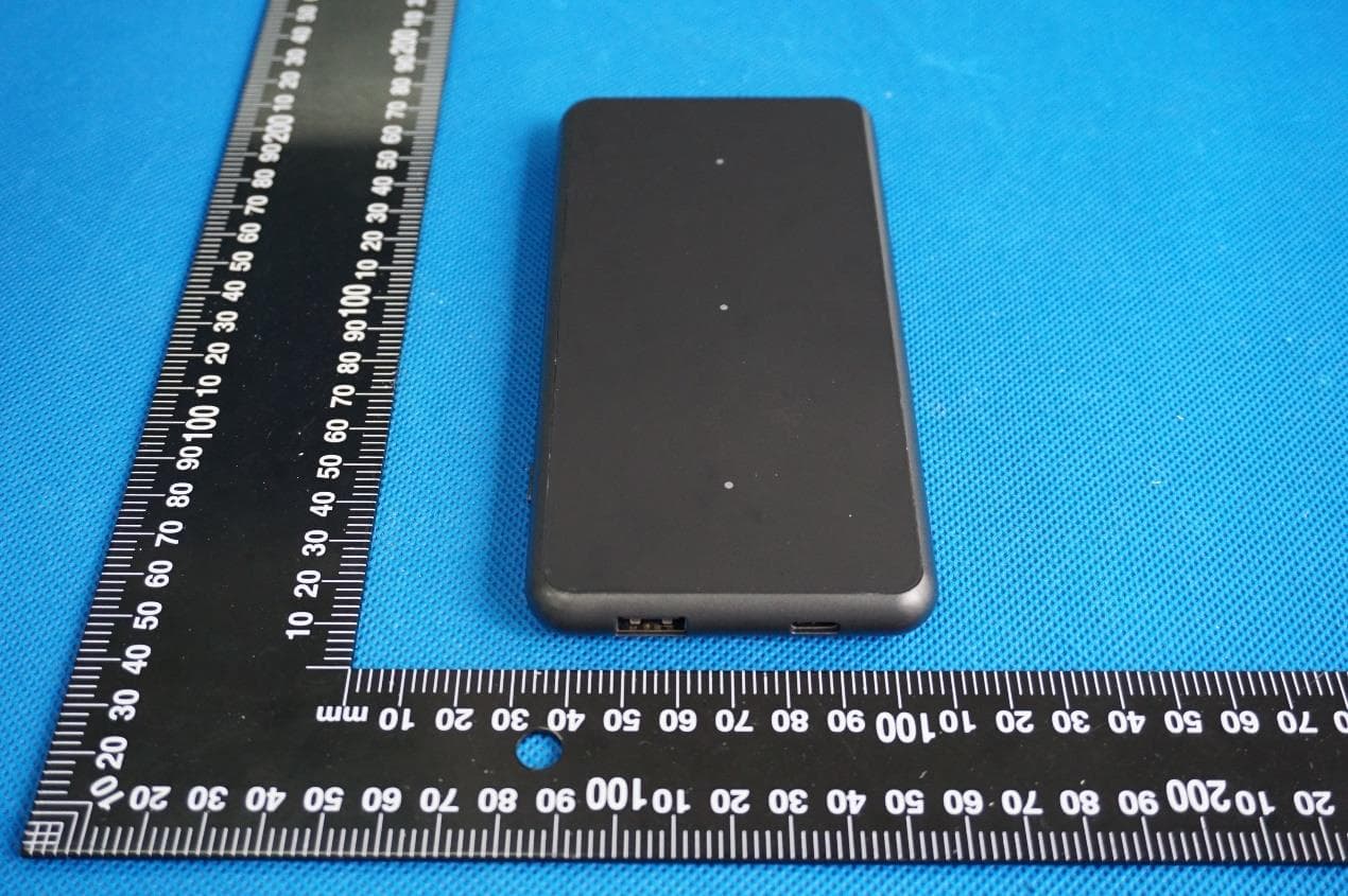 Wireless Power Bank - FCC ID 2AWUOYTP1-1 - SHENZHEN Y.TREES TECH CO.,LTD. (3)