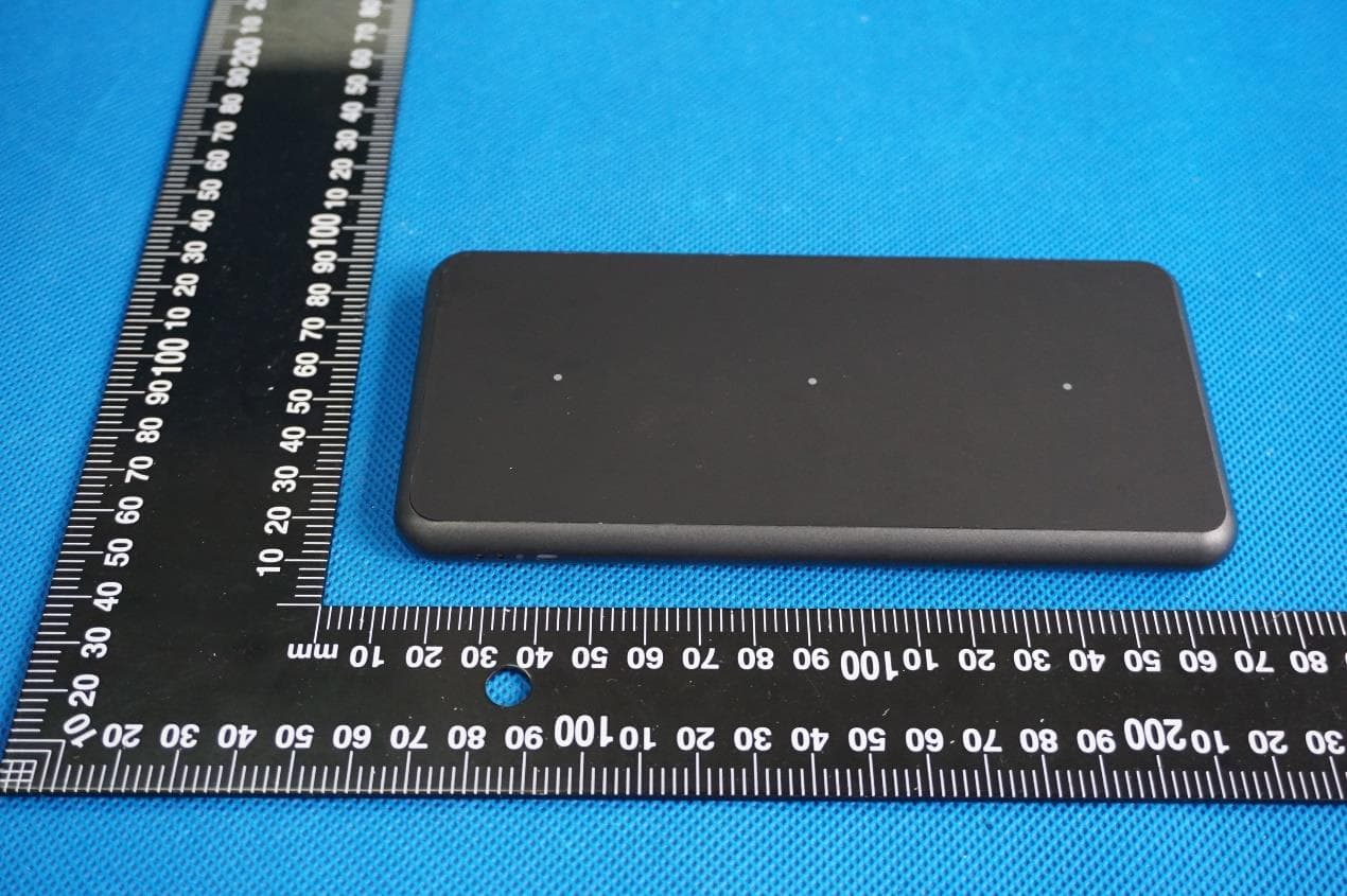 Wireless Power Bank - FCC ID 2AWUOYTP1-1 - SHENZHEN Y.TREES TECH CO.,LTD. (4)