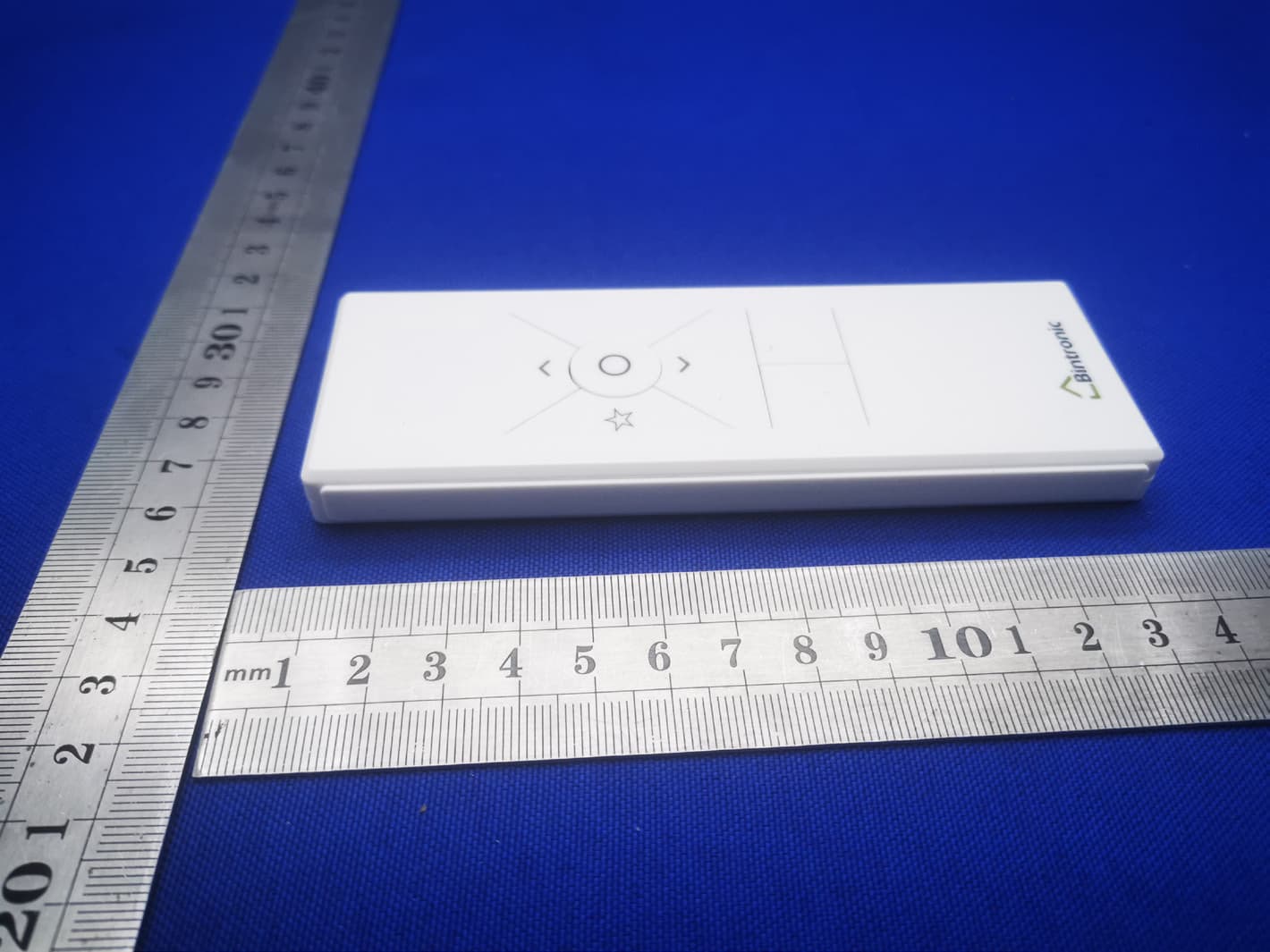 Curtain remote control - FCC ID 2AWV9BT-073 - Bintronic EnterpriseCo.,LTD (3)
