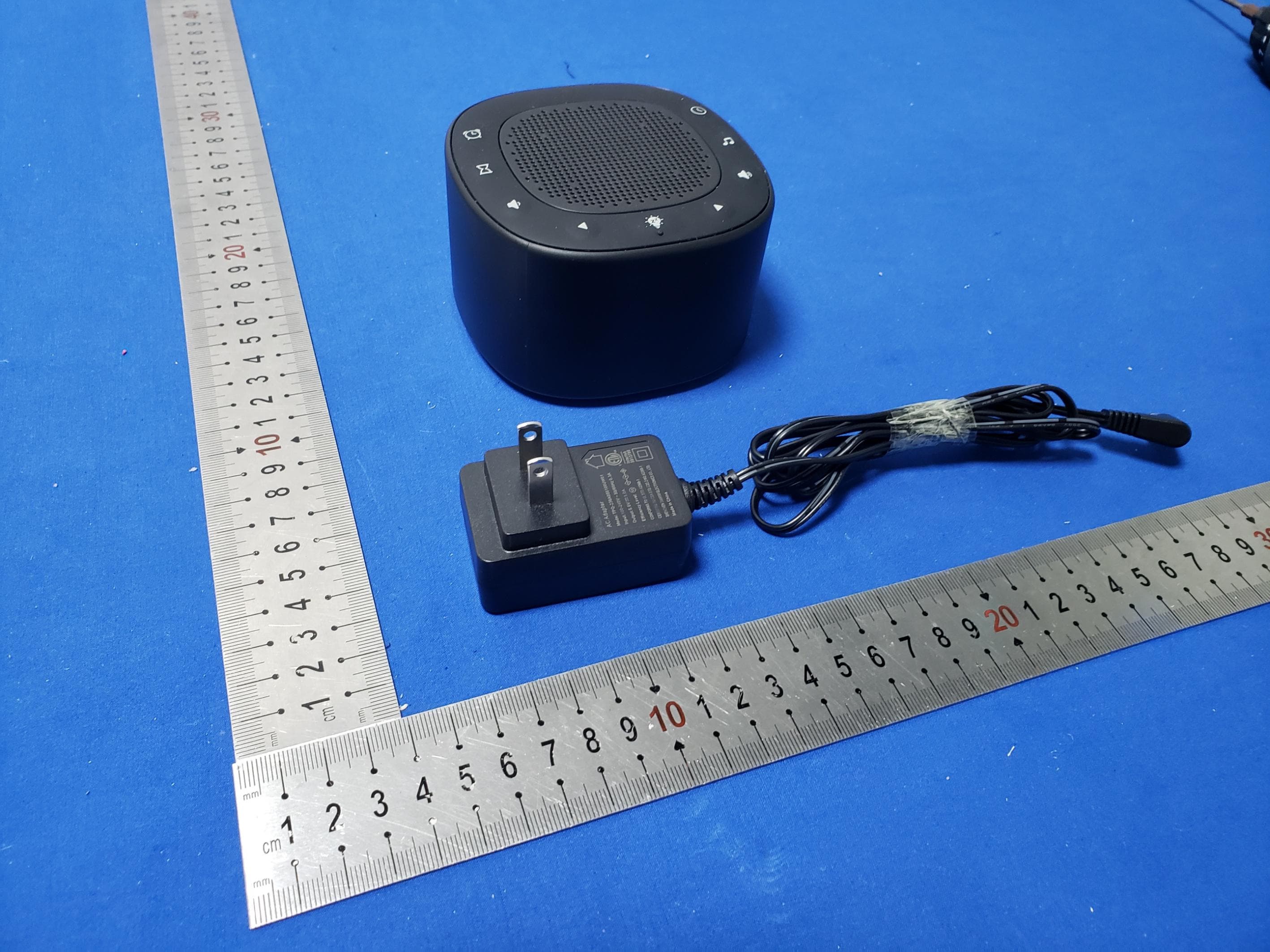 White Noise Machine with Alarm Clock - FCC ID 2AWVR-RS10 - KERCHAN TECHNOLOGY CO.,LIMITED (2)