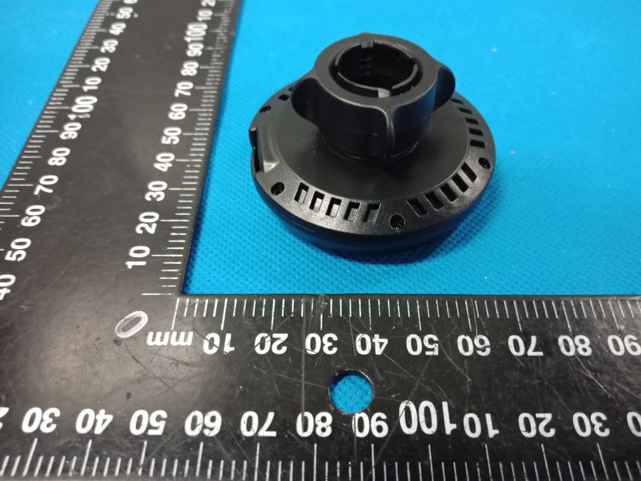 Wireless charger - FCC ID 2AWWB-TD01 - Shenzhen Dongyuda Technology Co. LTD (4)