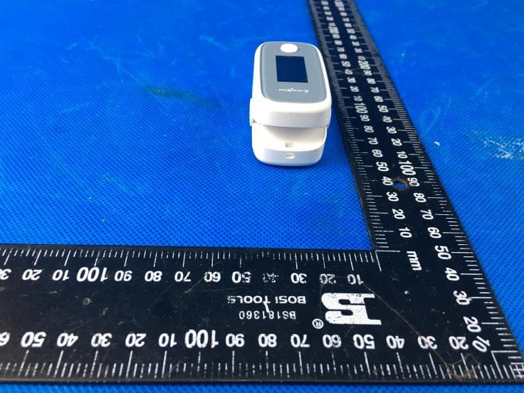 Pulse Oximeter - FCC ID 2AWXOXO201 - Dong Guan Lingxin Technologies Co., Ltd. (4)