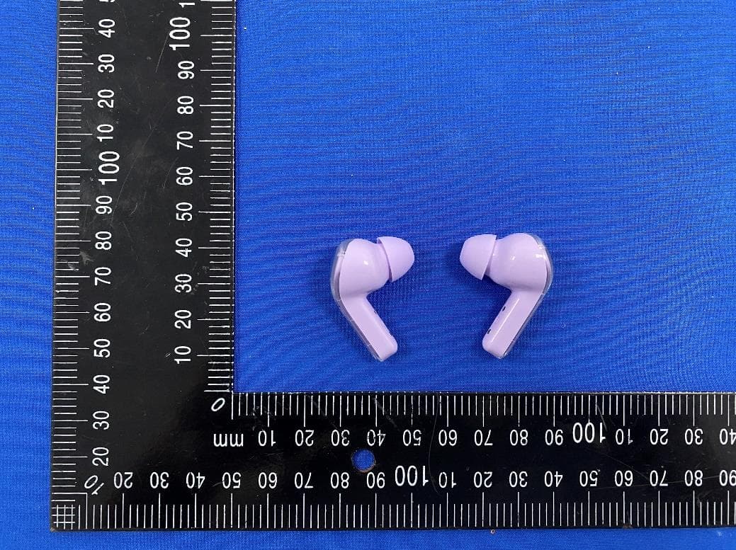 TWS EARBUDS - FCC ID 2AWZ8-AIR3 - Shenzhen Sonun Technology CO., LTD (2)