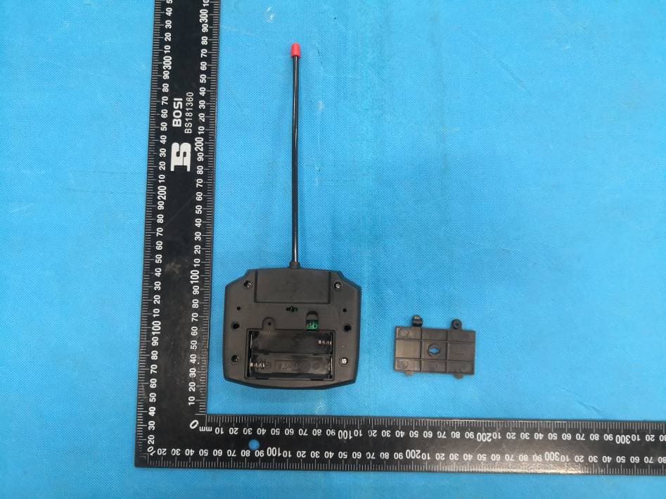 Toy remote control car - FCC ID 2AWZZ-LB168B - Longbo toy factory (3)
