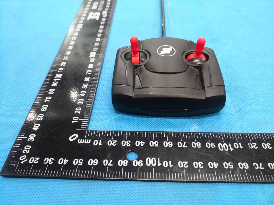 Toy remote control car - FCC ID 2AWZZ-LB168B - Longbo toy factory (4)