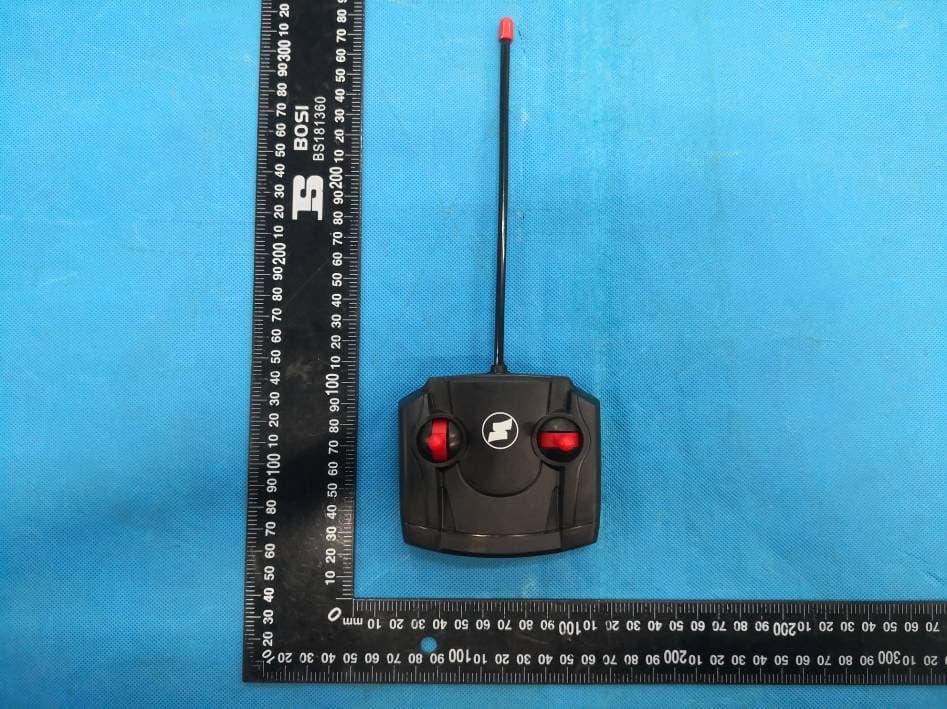 Toy remote control car - FCC ID 2AWZZ-LB168B - Longbo toy factory