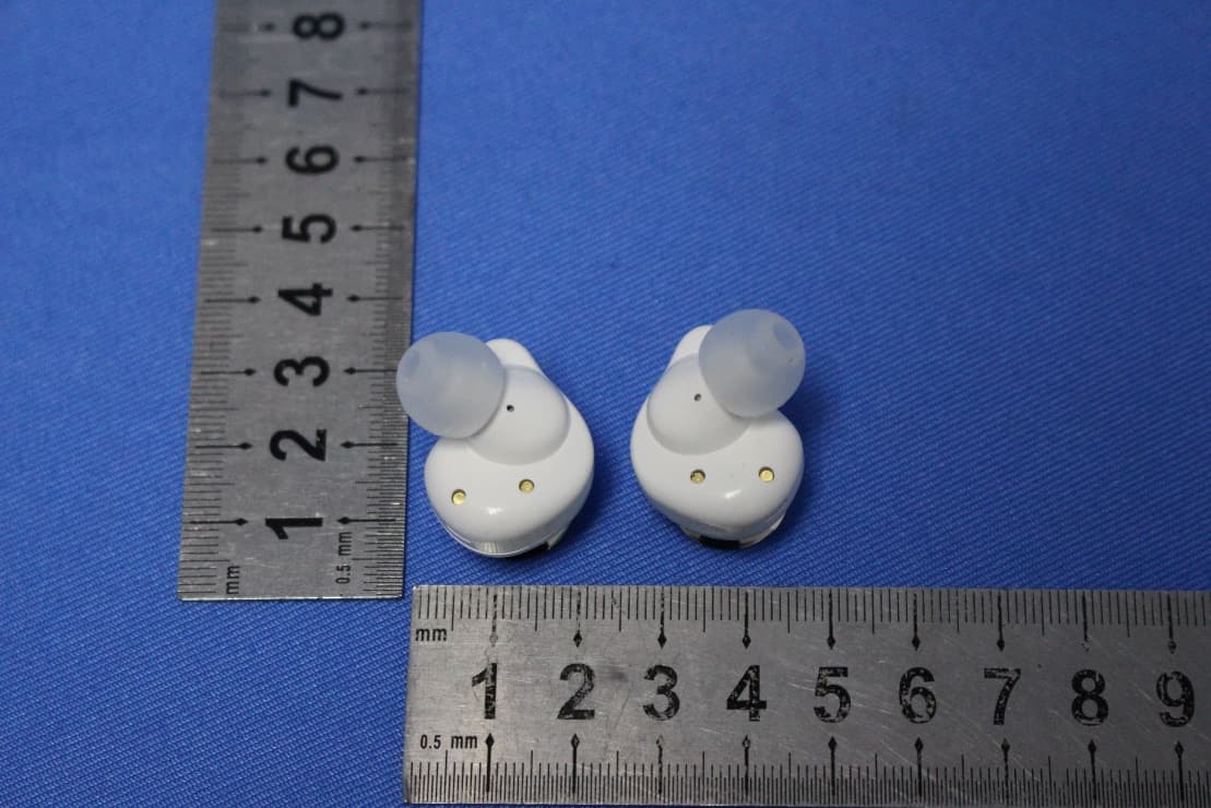 PB01X - FCC ID 2AX2J-PB01X - Planet Beyond LLC