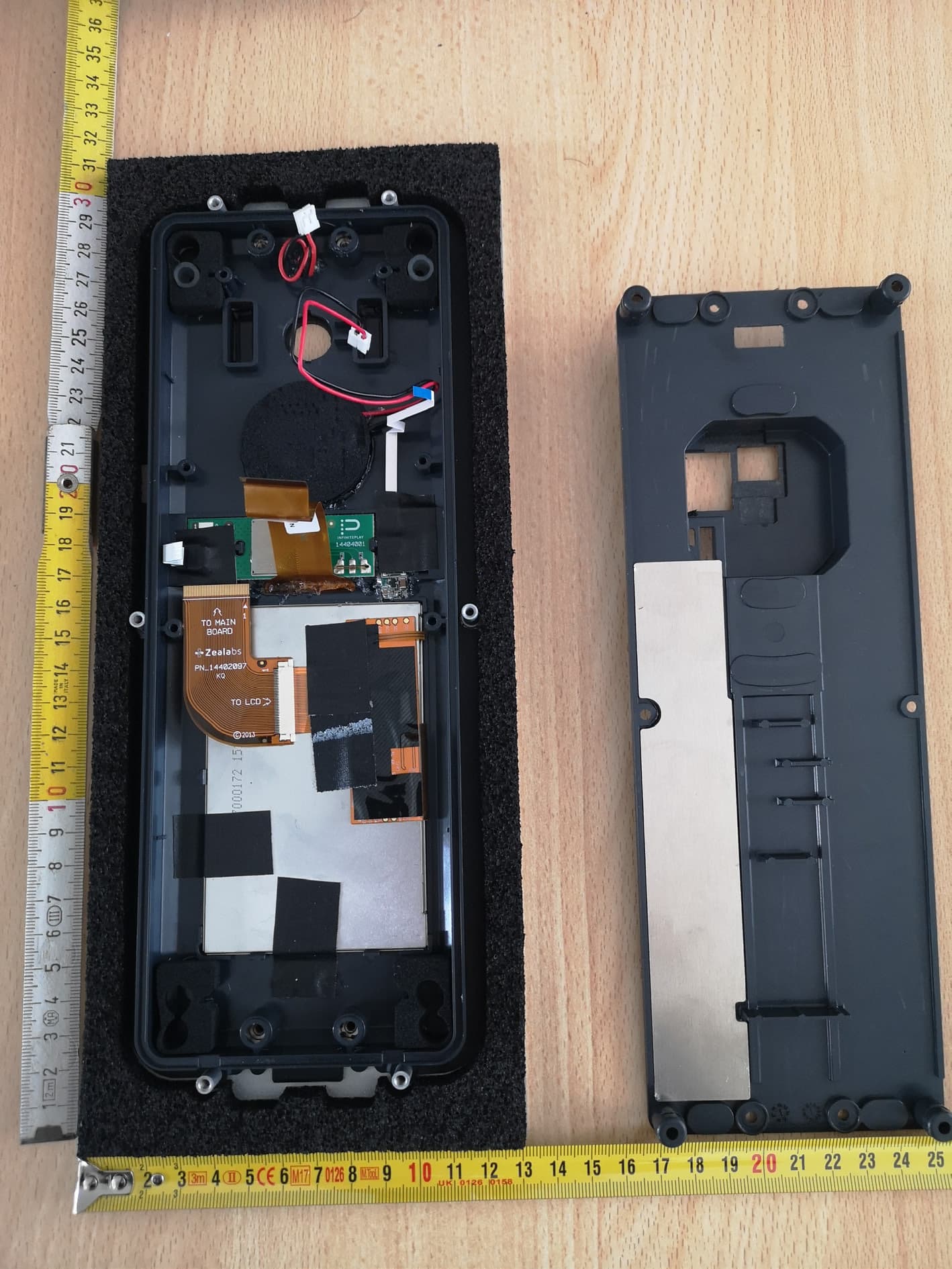 Video door phone with camera touch display - FCC ID 2AX2X-IPDDP - INFINITEPLAY s.r.l.