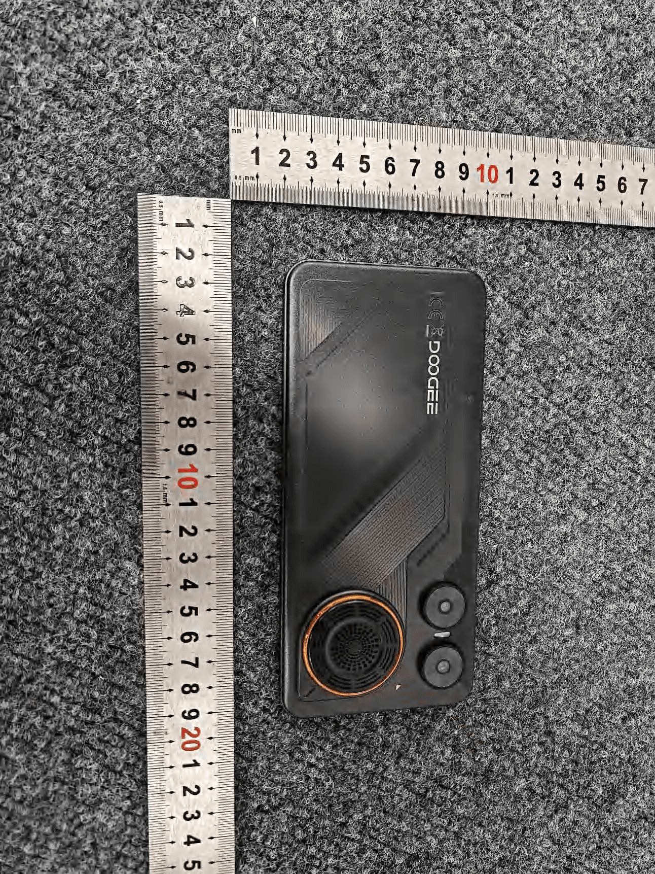 Smart Phone with BT,WFI,GSM,WCDMA,LTE&NFC - FCC ID 2AX4YM30 - Shenzhen DOOGEE Hengtong Technology CO.,LTD