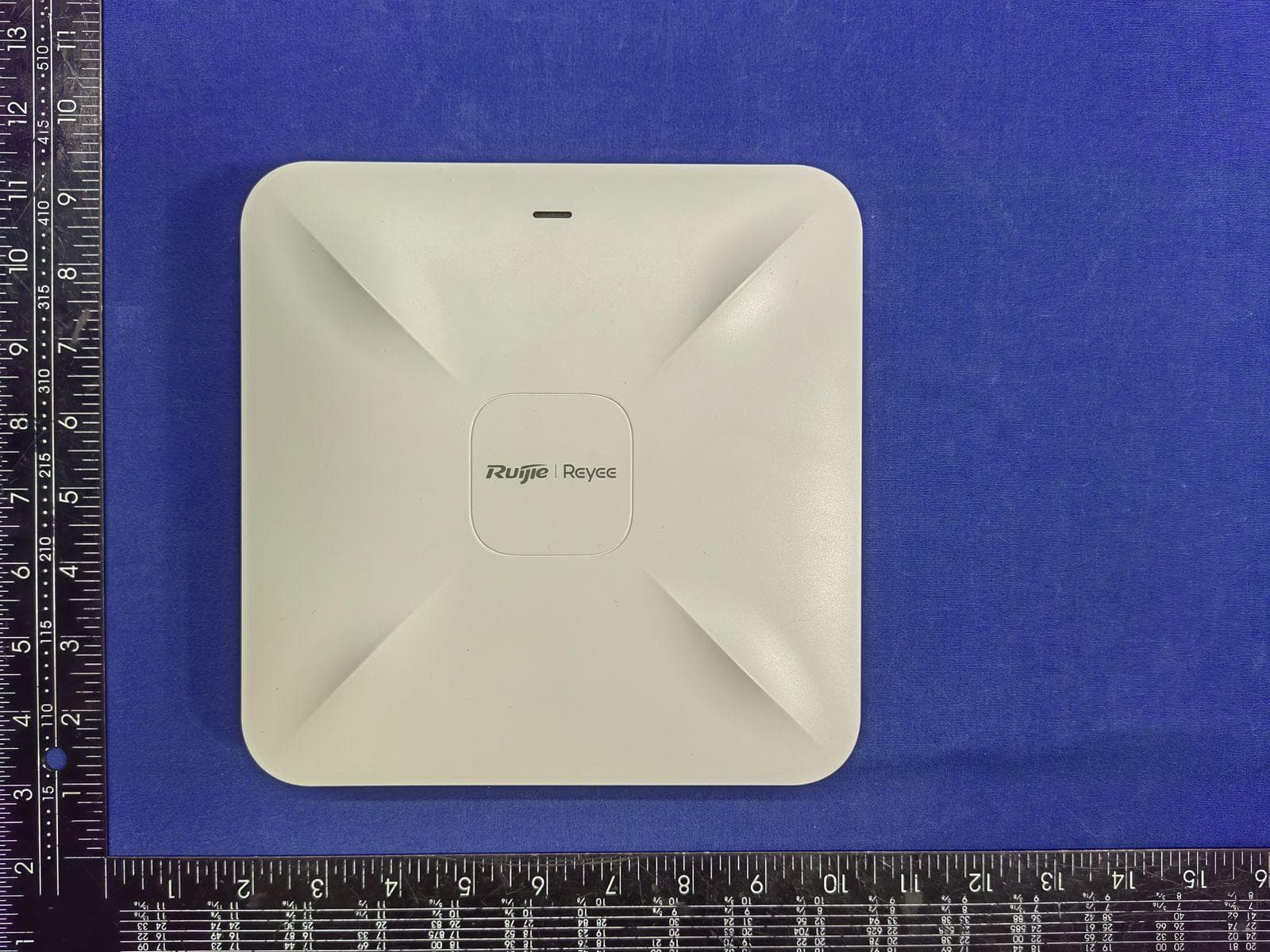 Wireless Access Point - FCC ID 2AX5J-RAP2200EV2 - Ruijie Networks Co., Ltd.
