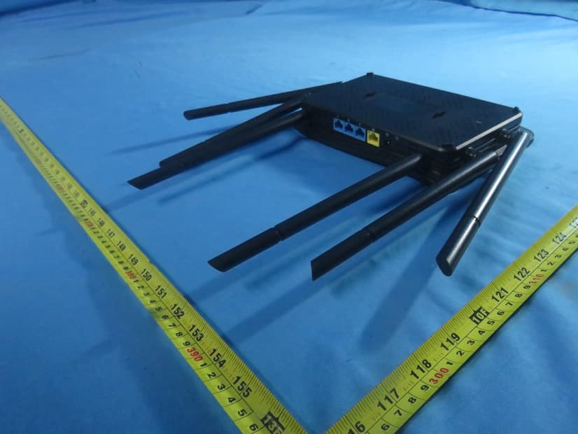 Wireless Router - FCC ID 2AX5JHR56G01 - Ruijie Networks Co., Ltd. (4)
