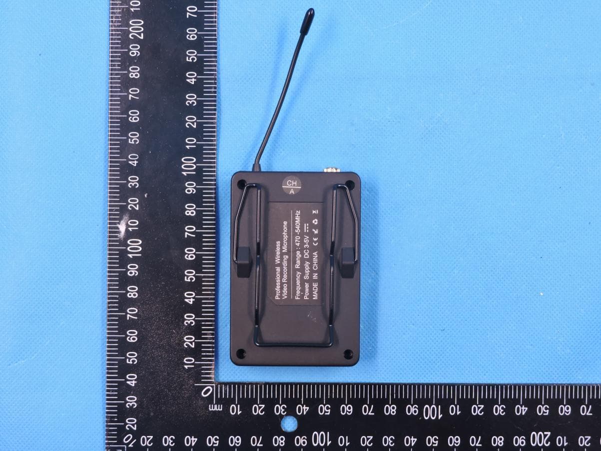 Wireless Microphone - FCC ID 2AX6OMC2T - Zhizhen Audio Tech(Dongguan)Co.,Ltd (2)