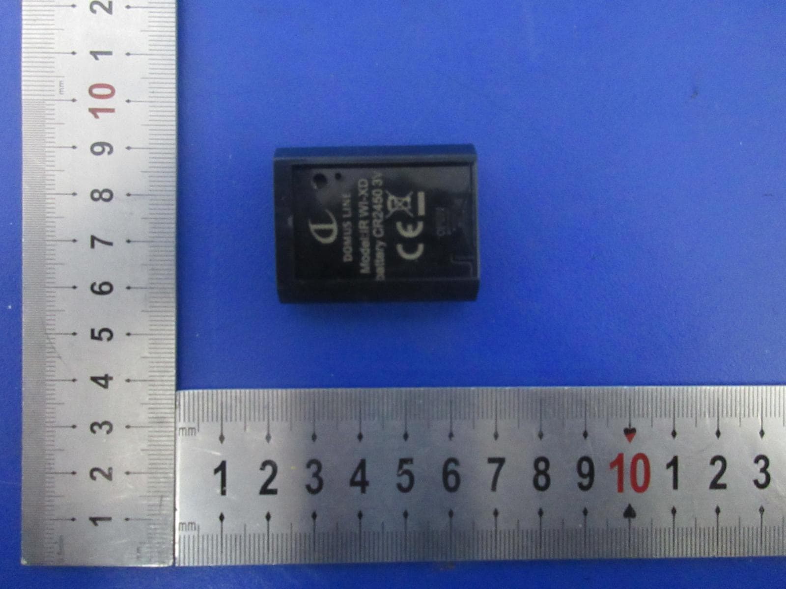 Remote radio emitter for lighting control - FCC ID 2AX76-IR-WI - DOMUS LINE SRL (2)