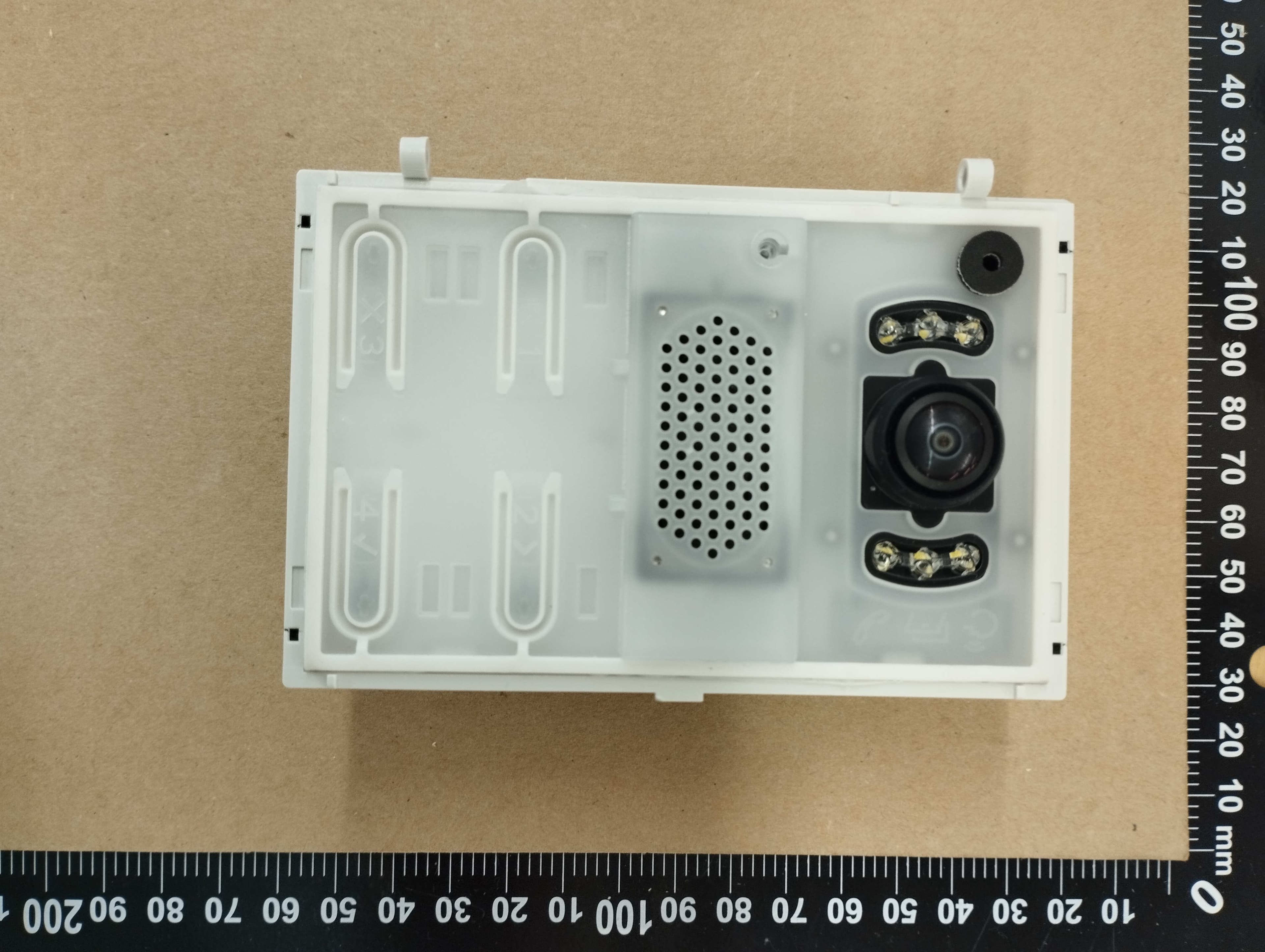 2F+ A/V unit + teleloop front - FCC ID 2AX78-41009-D1 - Vimar SpA (5)