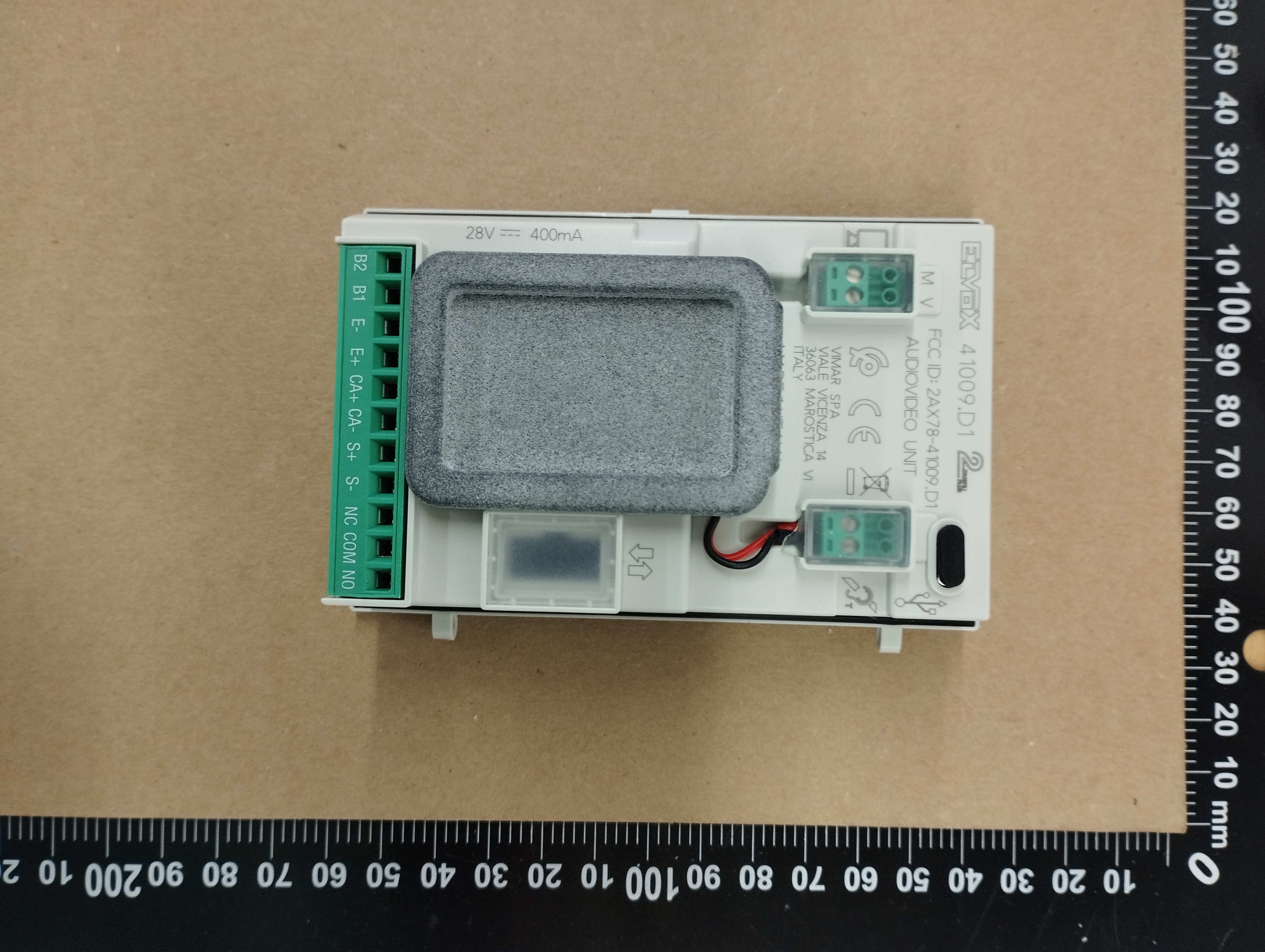 2F+ A/V unit + teleloop front - FCC ID 2AX78-41009-D1 - Vimar SpA (3)