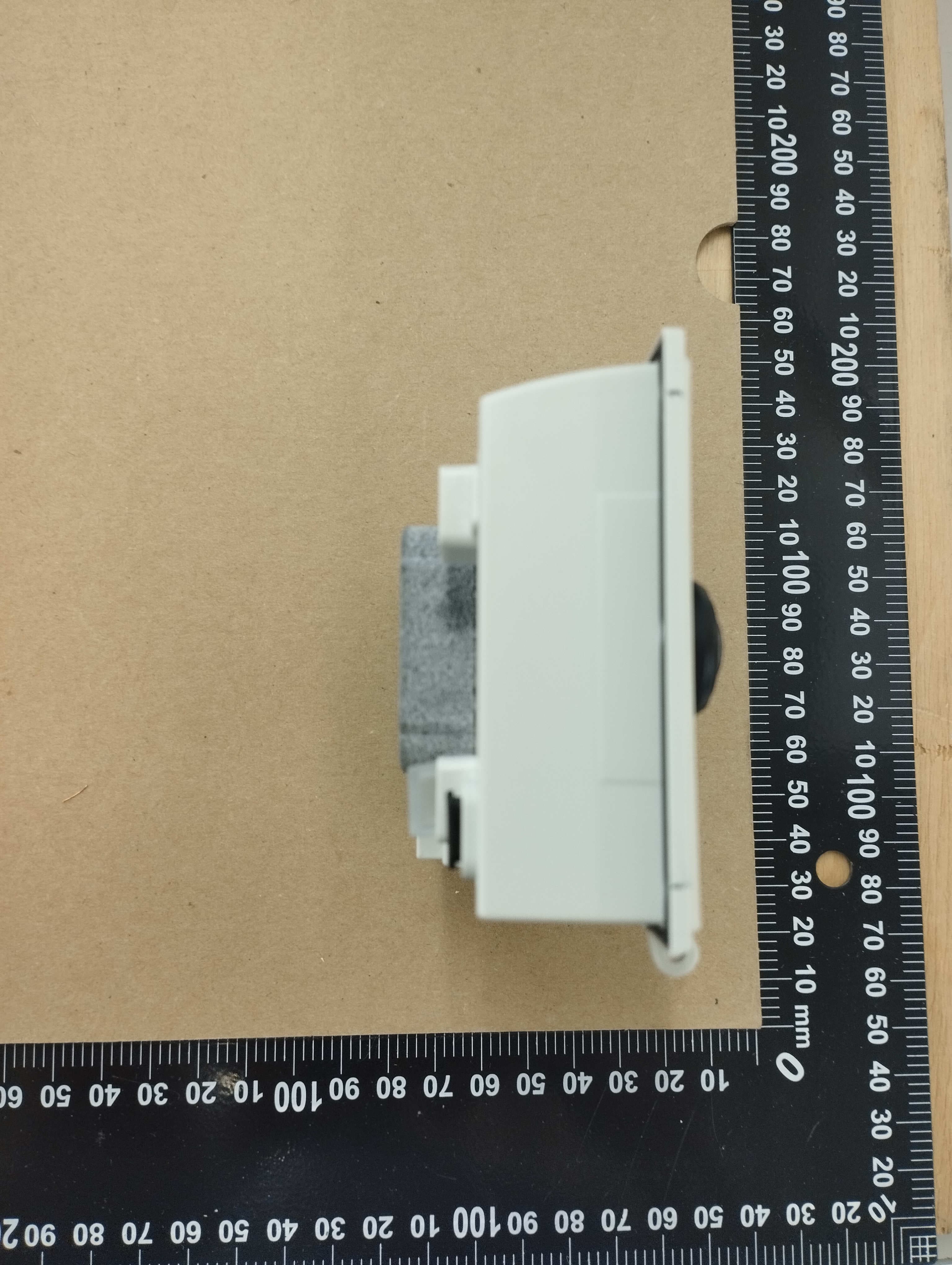2F+ A/V unit + teleloop front - FCC ID 2AX78-41009-D1 - Vimar SpA (2)