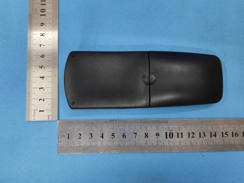 REMOTE CONTROL - FCC ID 2AX7R-RE-011 - EILEEN GRAYS NETWORK TECHNOLOGY CO.,LTD (2)