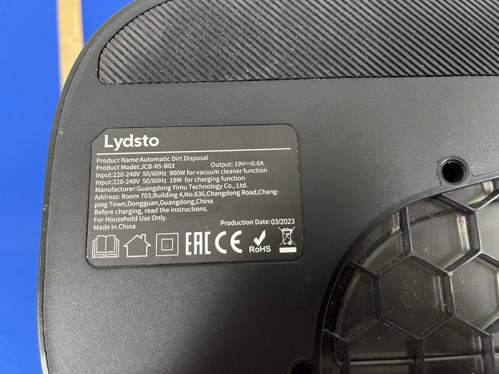 Robot vacuum cleaner - FCC ID 2AX8T-LYDSTO008 - Guangdong Yimu Technology Co., Ltd.