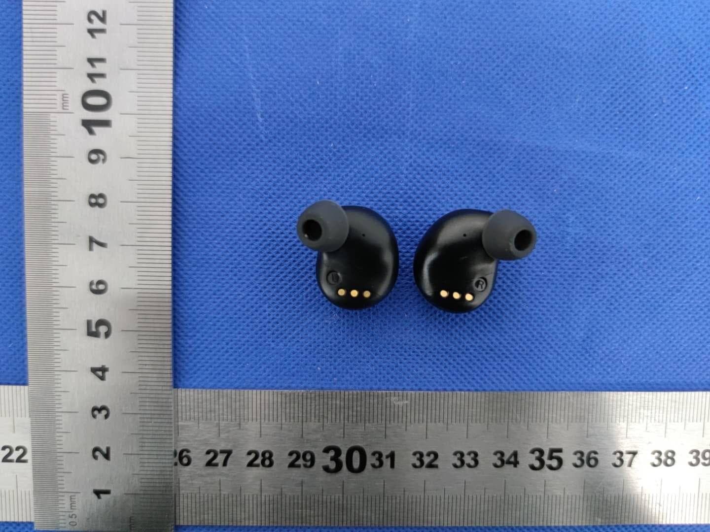 true wireless earbuds - FCC ID 2AX8V-BKATW7 - Emerge Technologies.lnc