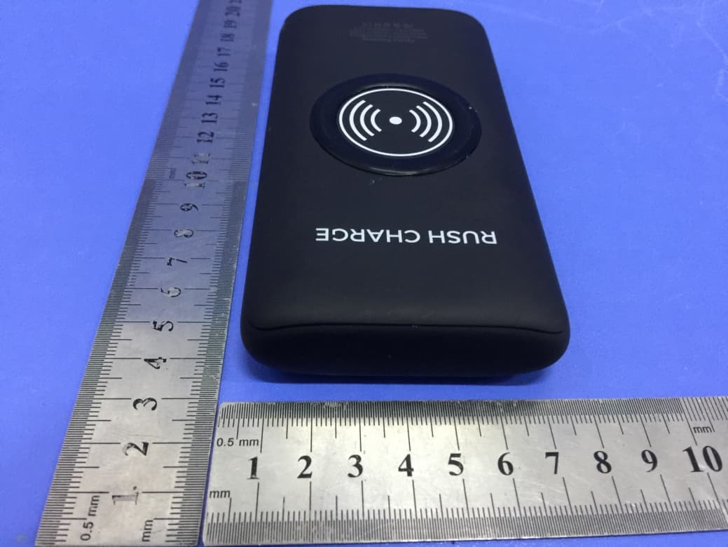 disinfectant charger - FCC ID 2AX9S-RBW100UVC - Molonlave group LLC (3)