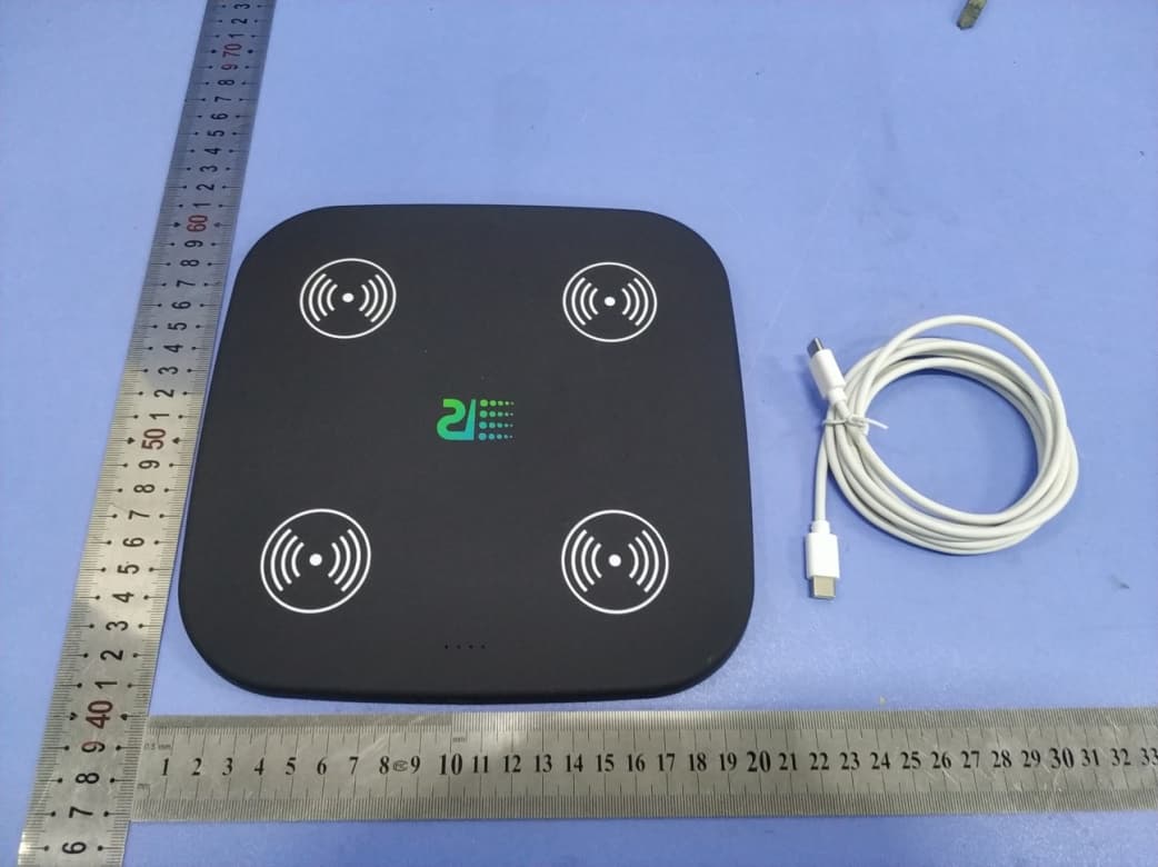 Wireless pad - FCC ID 2AX9S-RCWPA - Molonlave group LLC