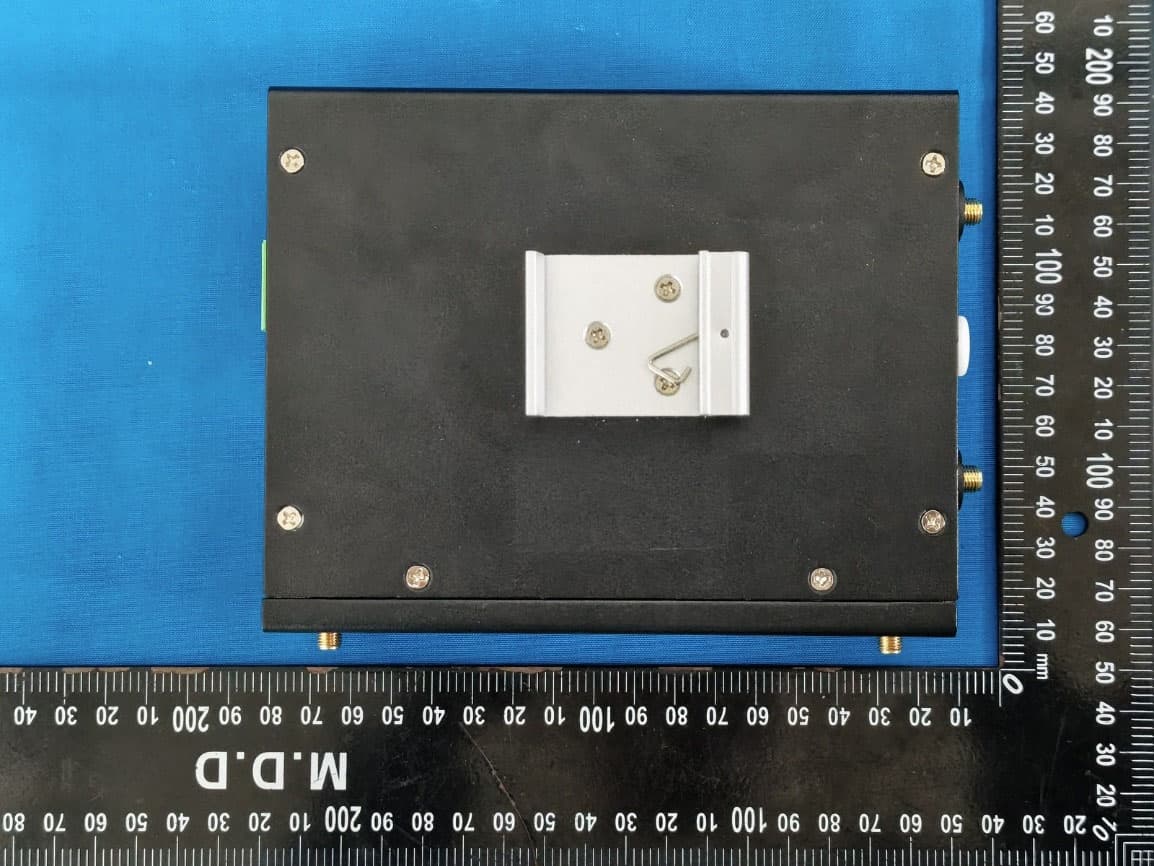 Industrial Secure Cellular Router - FCC ID 2AXAMWR315GM2 - WOM ASIA CO., LTD (5)