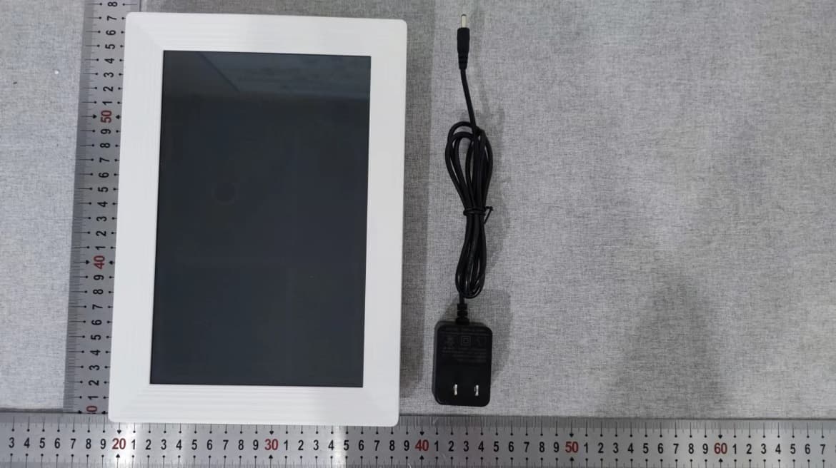 Digital photo frame - FCC ID 2AXAQ-IMGCAP-101 - Anhui grizzly Vision Technology Co.,LTD (2)