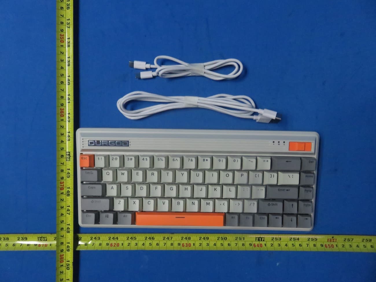 FUSION Wireless Mechanical Keyboard - FCC ID 2AXCA-FUSION - Zhuhai Hoksi Technology CO.,LTD (3)