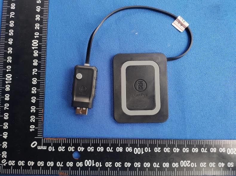 Wireless Charger - FCC ID 2AXCE-WIC501 - Chengdu Wupi Technology Co, Ltd.