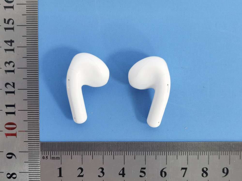 Bluetooth wireless stereo headset - FCC ID 2AXCT-XY-90 - Shenzhen Xiang Xiang Yu Technology Co.,Ltd