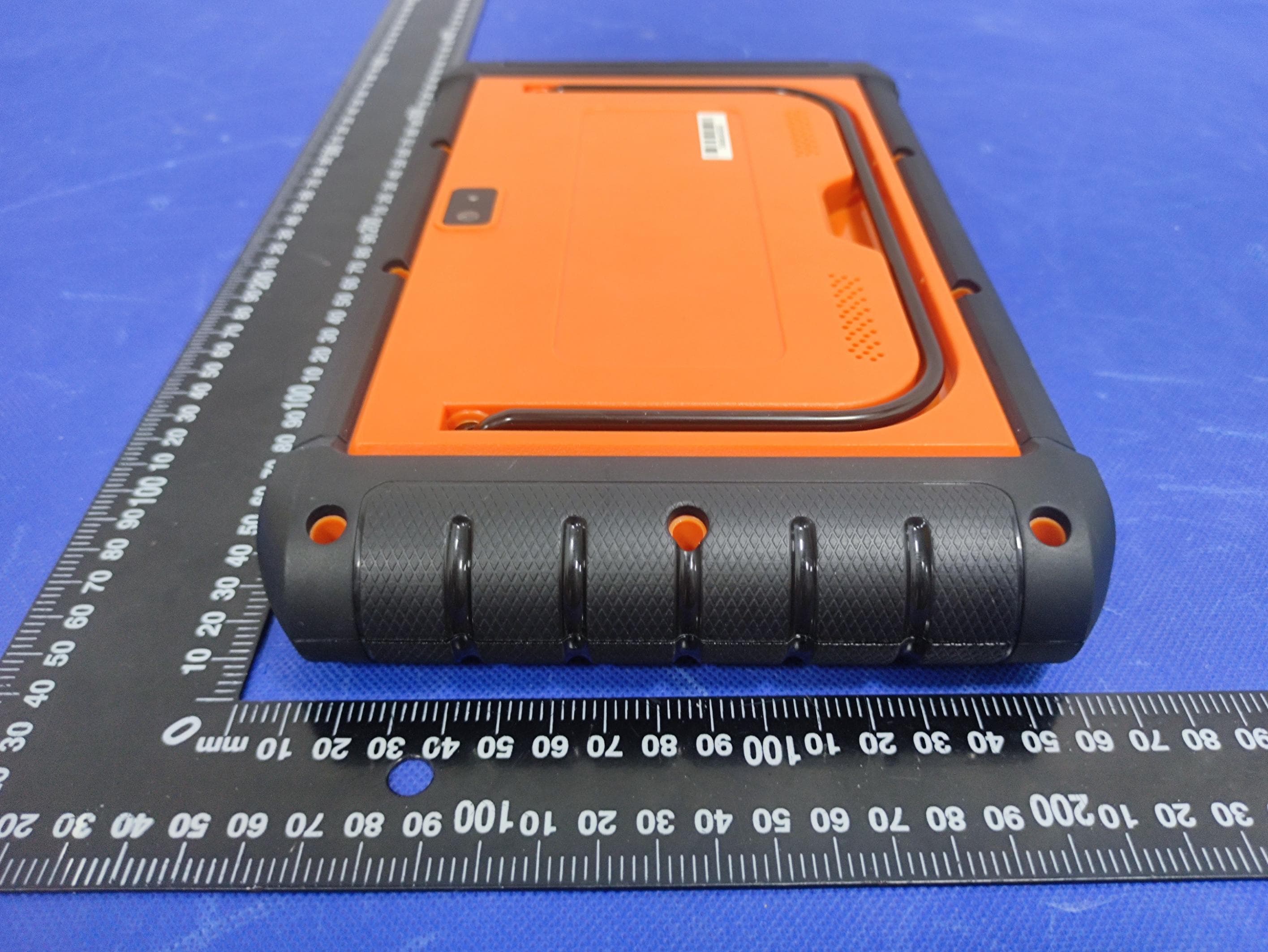 AUTOMOTIVE DIAGNOSTIC PLATFORM - FCC ID 2AXCX-8BT1022 - Shenzhen Foxwell Technology Co., Ltd (2)