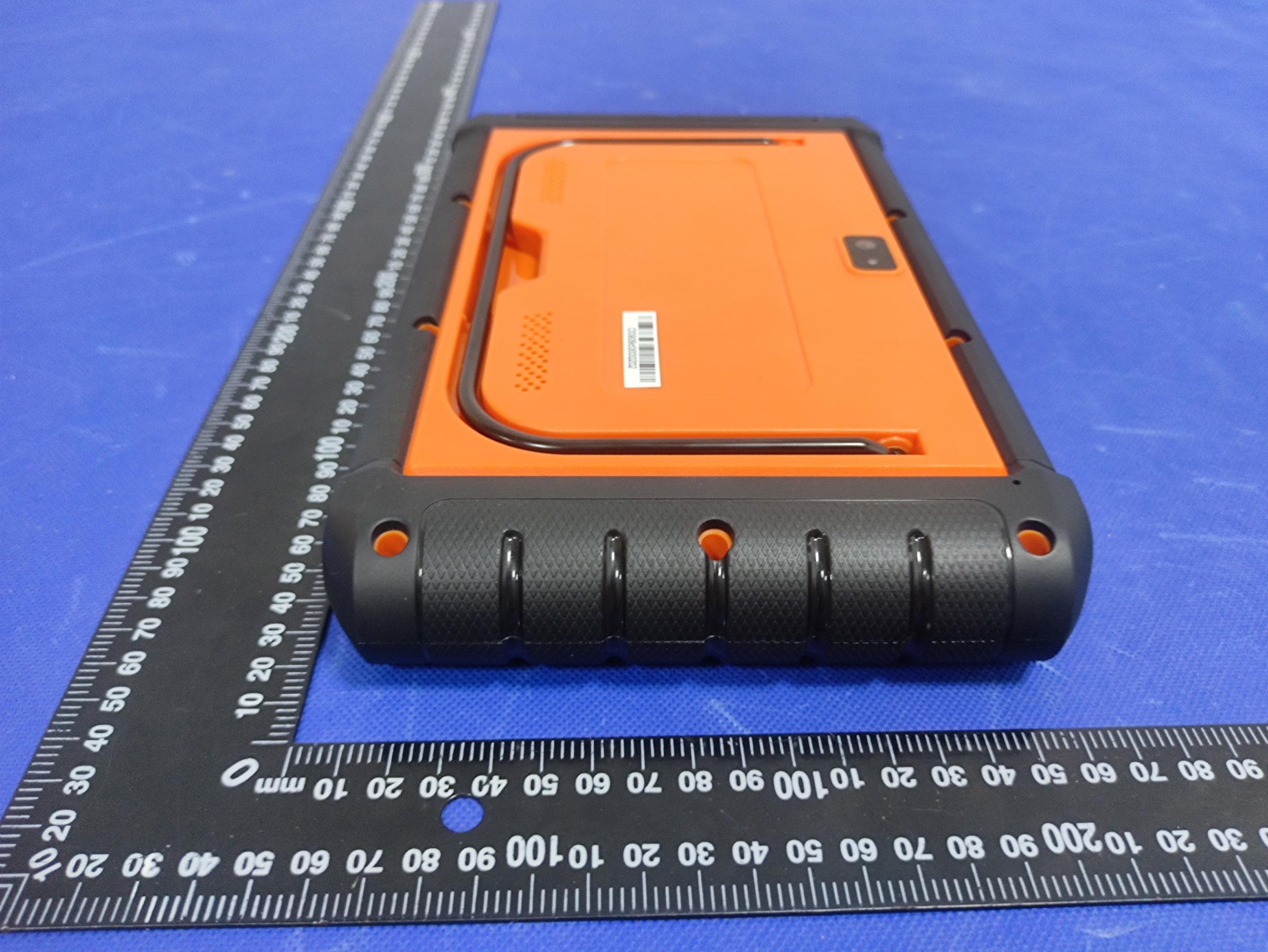 AUTOMOTIVE DIAGNOSTIC PLATFORM - FCC ID 2AXCX-8BT1022 - Shenzhen Foxwell Technology Co., Ltd (3)