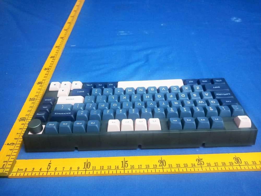 USB+Bluetooth+2.4G 3 mode Keyboard - FCC ID 2AXE4-GK75S - Dongguan Jizhi Electronic Technology Co., Ltd (2)