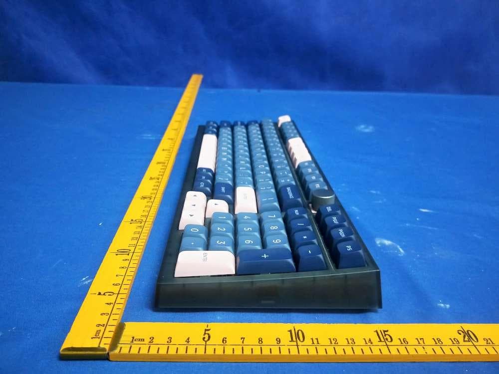 USB+Bluetooth+2.4G 3 mode Keyboard - FCC ID 2AXE4-GK980S - Dongguan Jizhi Electronic Technology Co., Ltd (5)