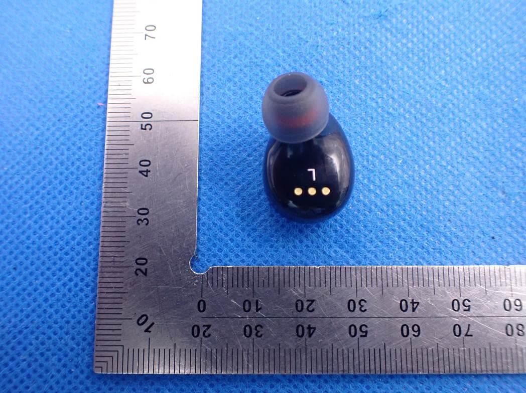 Wireless Bluetooth Headset - FCC ID 2AXEL-C5S - Shenzhen Calion Power Co., Ltd. (5)