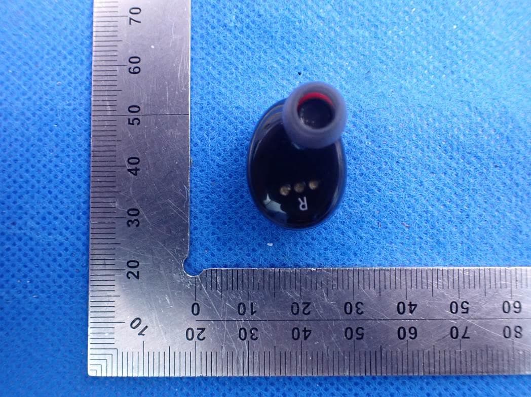 Wireless Bluetooth Headset - FCC ID 2AXEL-C5S - Shenzhen Calion Power Co., Ltd.