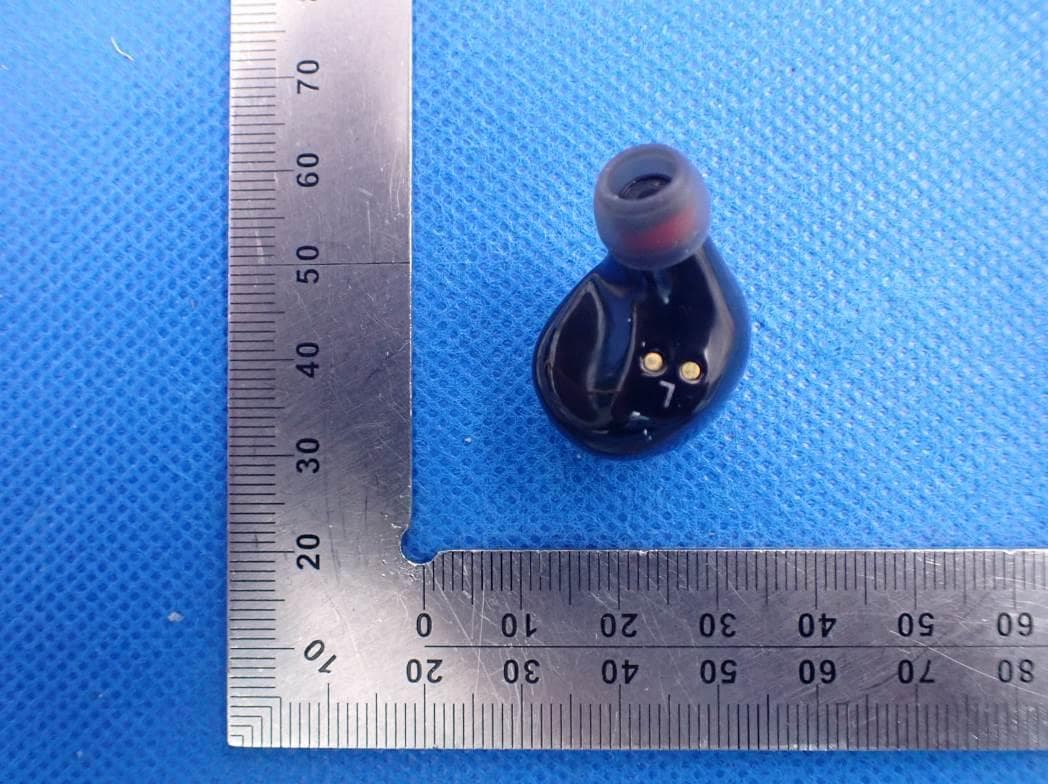 Wireless Bluetooth Headset - FCC ID 2AXEL-C5S - Shenzhen Calion Power Co., Ltd. (4)